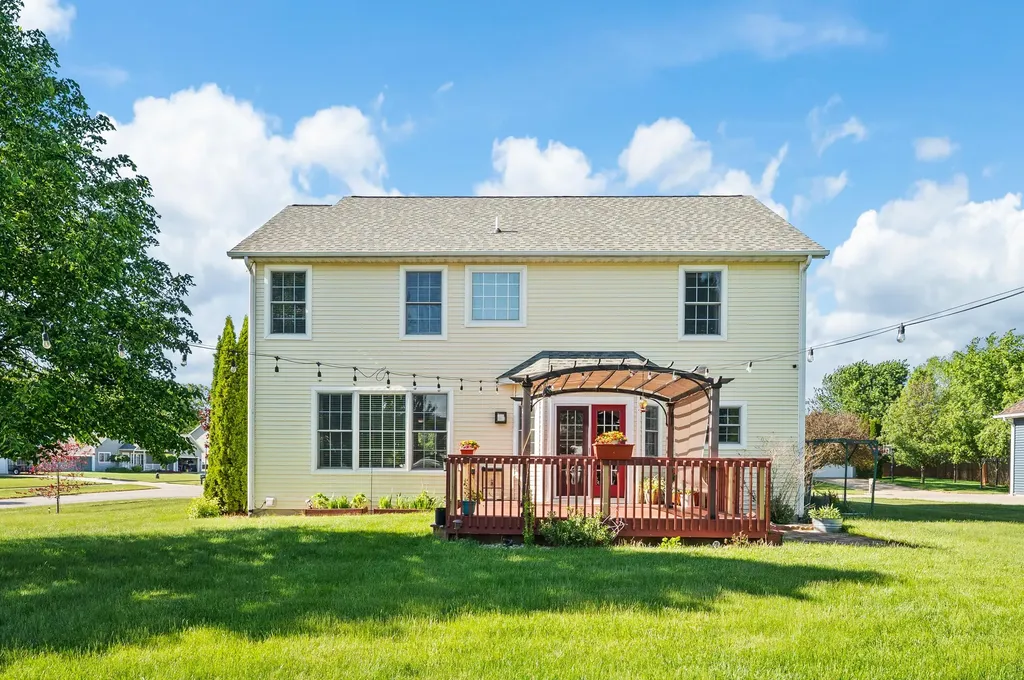 2106 Halsted Drive Lincoln Charter Township MI 49127