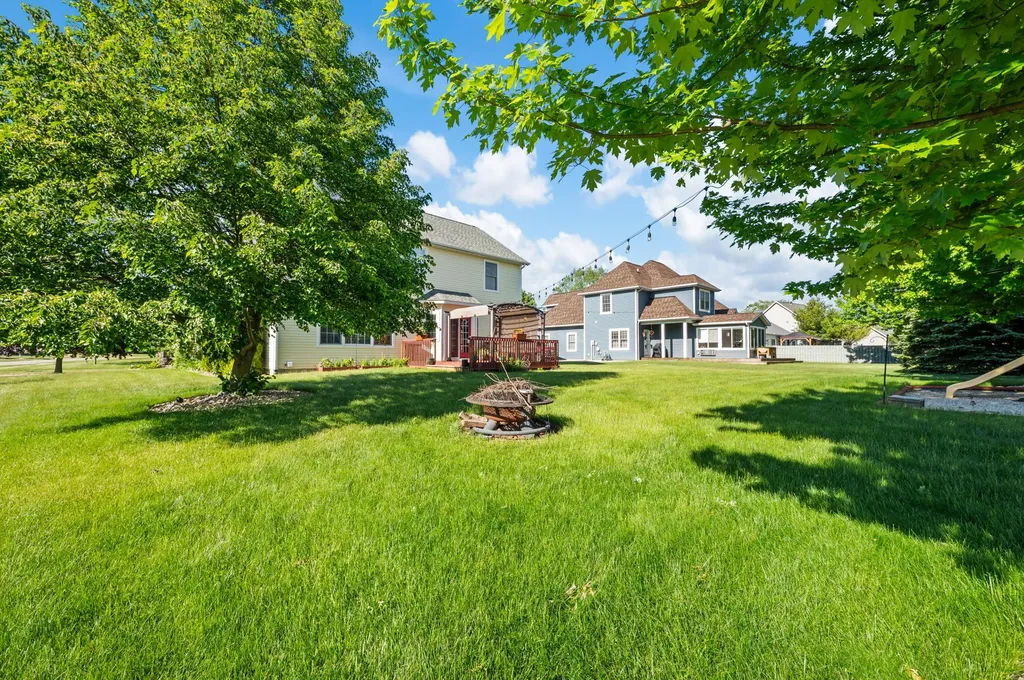 2106 Halsted Drive Lincoln Charter Township MI 49127