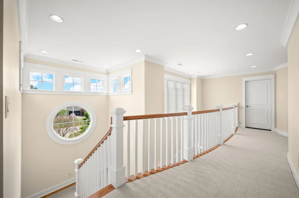 101 Lighthouse Dunes Path St. Joseph City MI 49085