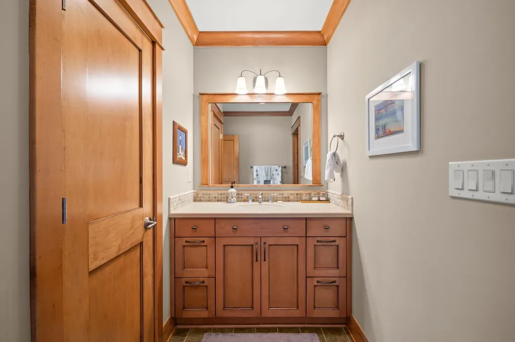 101 Lighthouse Dunes Path St. Joseph City MI 49085
