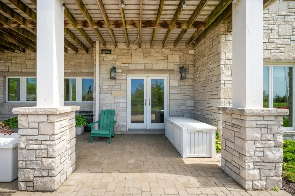 101 Lighthouse Dunes Path St. Joseph City MI 49085