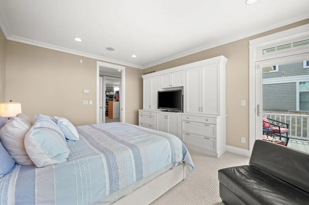101 Lighthouse Dunes Path St. Joseph City MI 49085