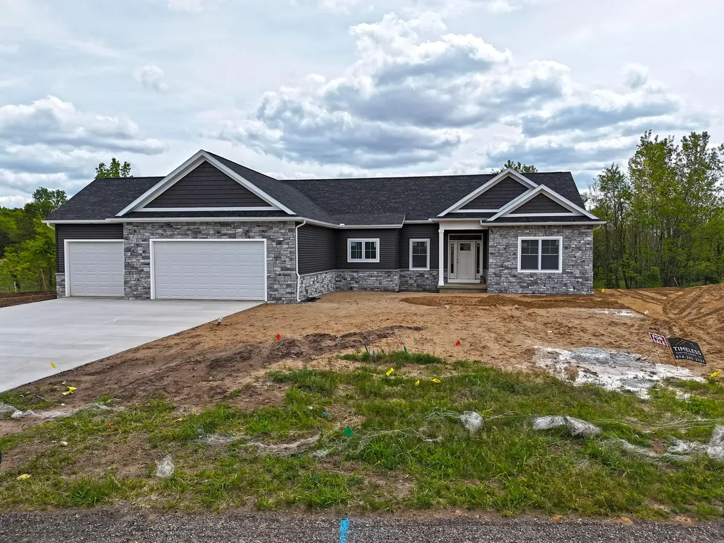 70055 Ashley Drive Ontwa Township MI 49112