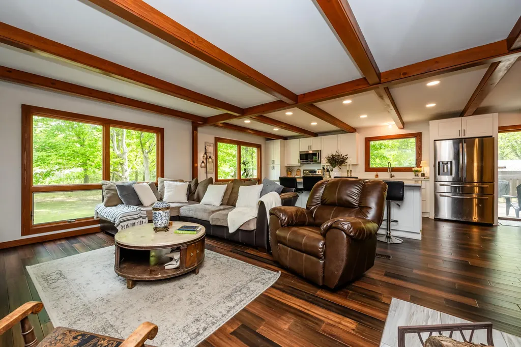 13953 Minnich Road Chikaming Township MI 49125