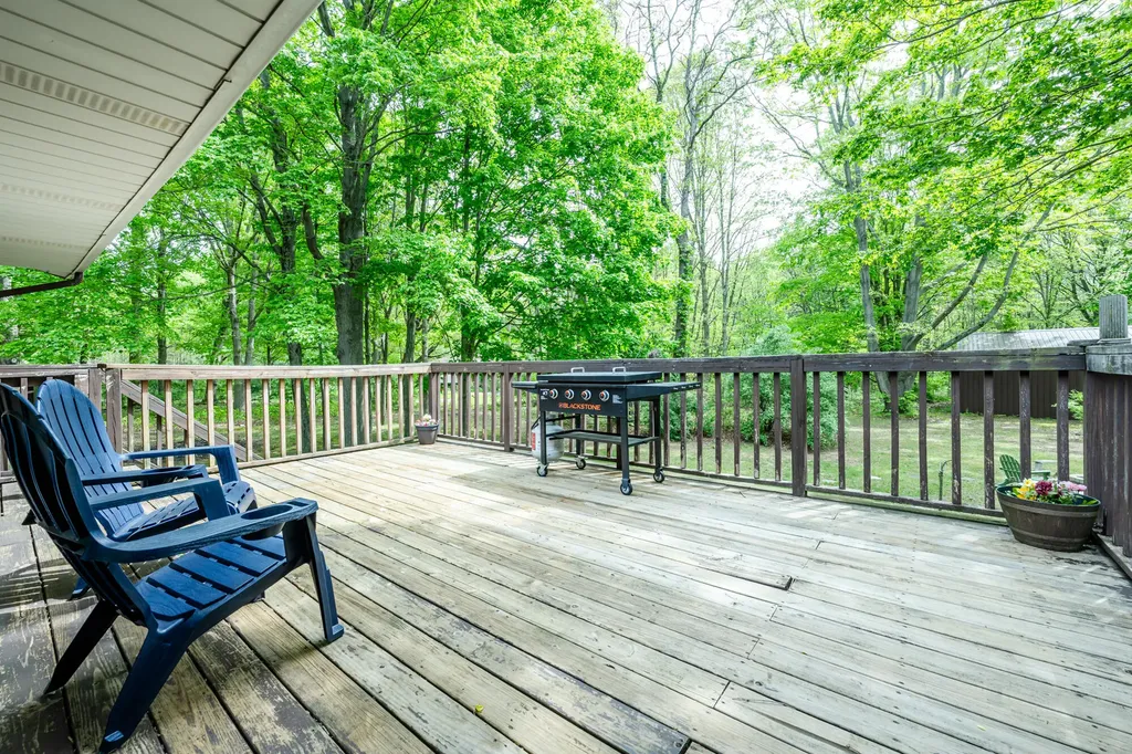 13953 Minnich Road Chikaming Township MI 49125