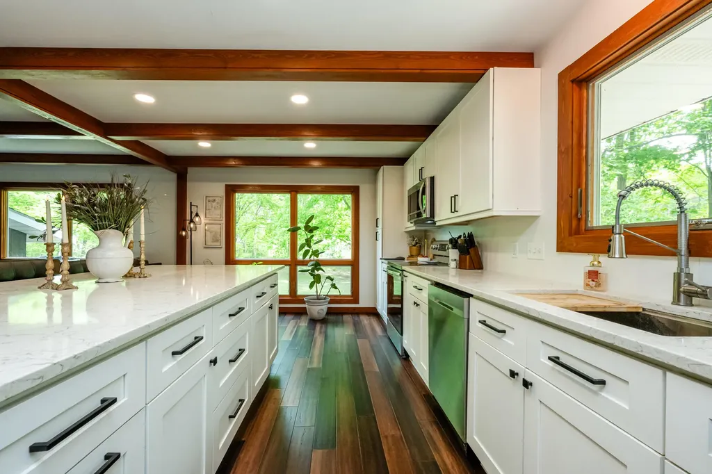 13953 Minnich Road Chikaming Township MI 49125