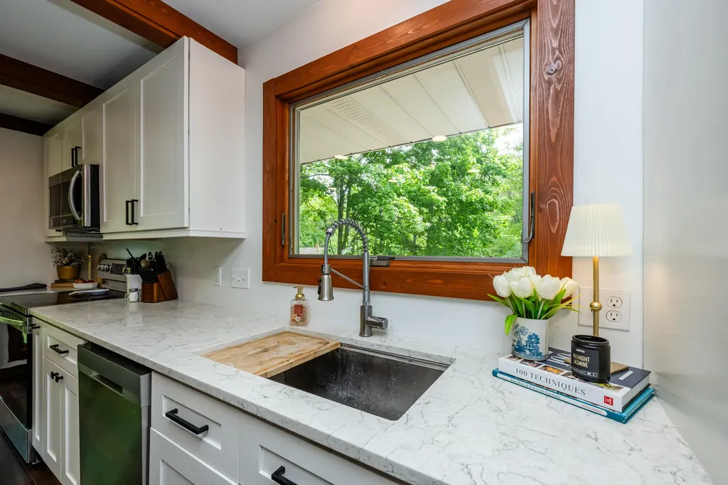 13953 Minnich Road Chikaming Township MI 49125