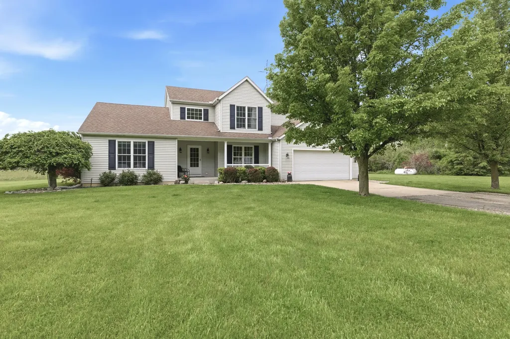11226 Snow Road Lake Charter Township MI 49106