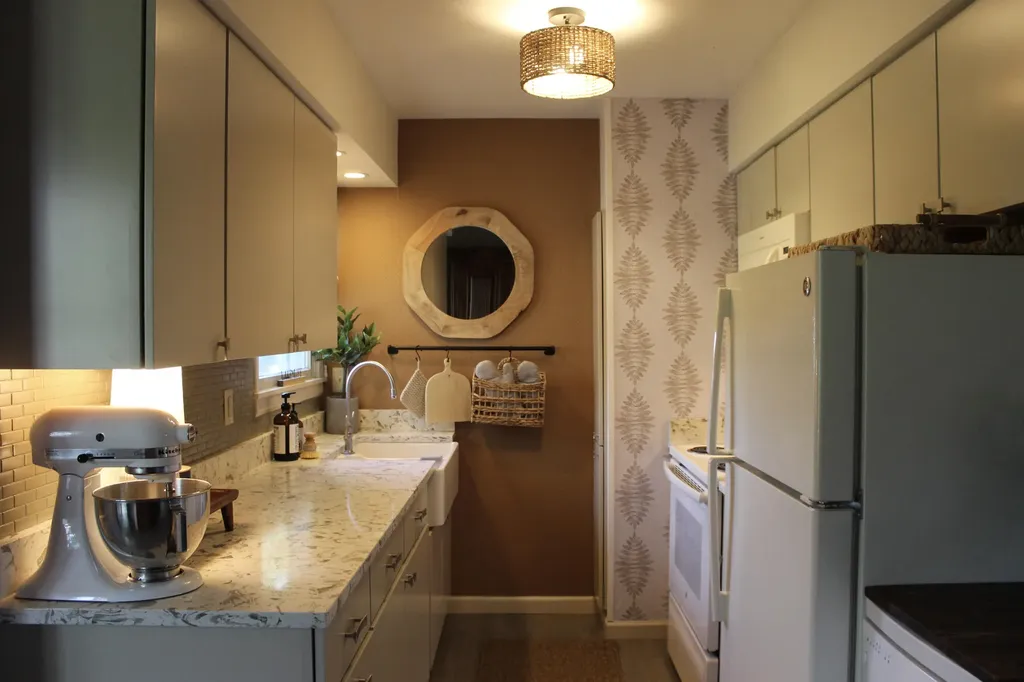 22555 Diamond Cove Street Jefferson Township MI 49031