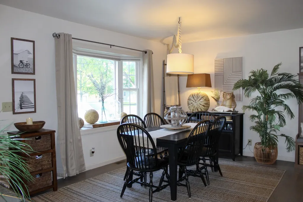 22555 Diamond Cove Street Jefferson Township MI 49031