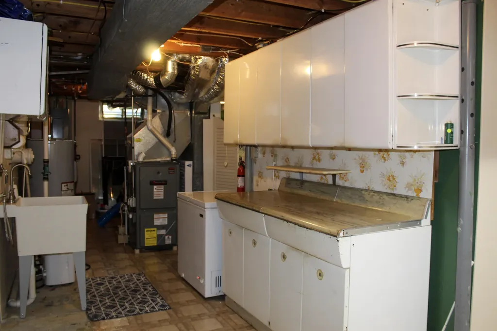 22555 Diamond Cove Street Jefferson Township MI 49031