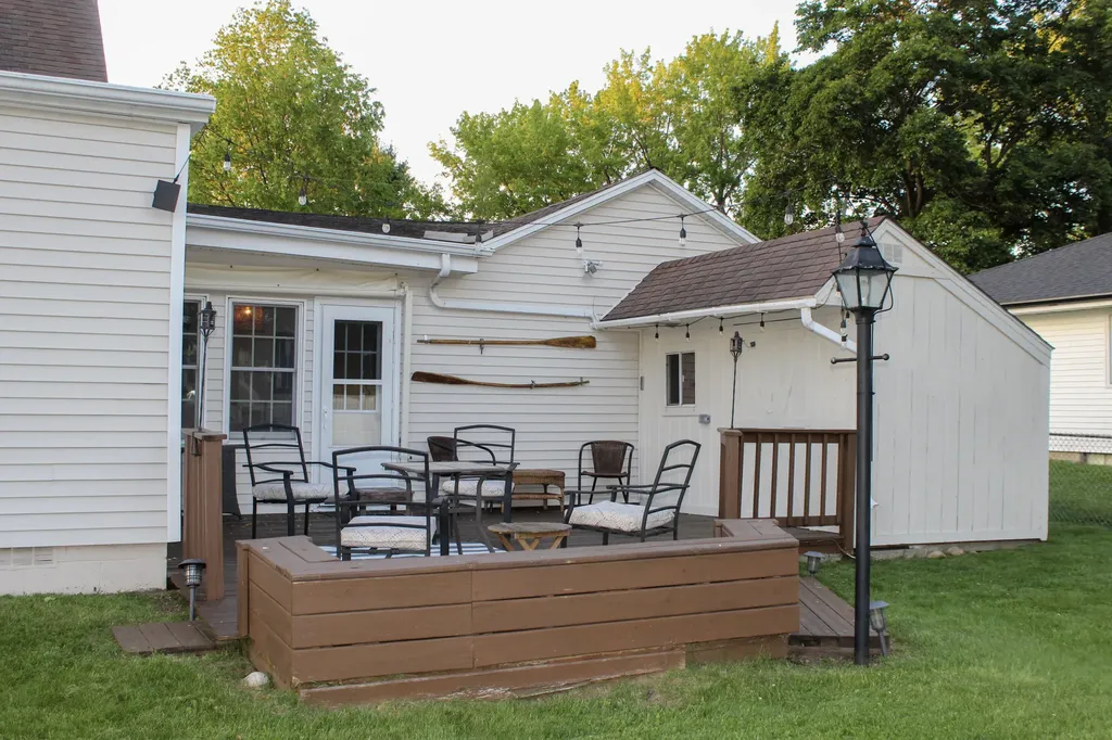 22555 Diamond Cove Street Jefferson Township MI 49031