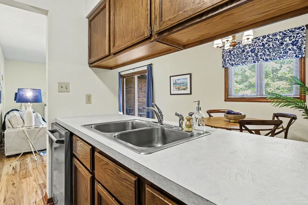 5410 Country Aire Drive Coloma Charter Township MI 49038