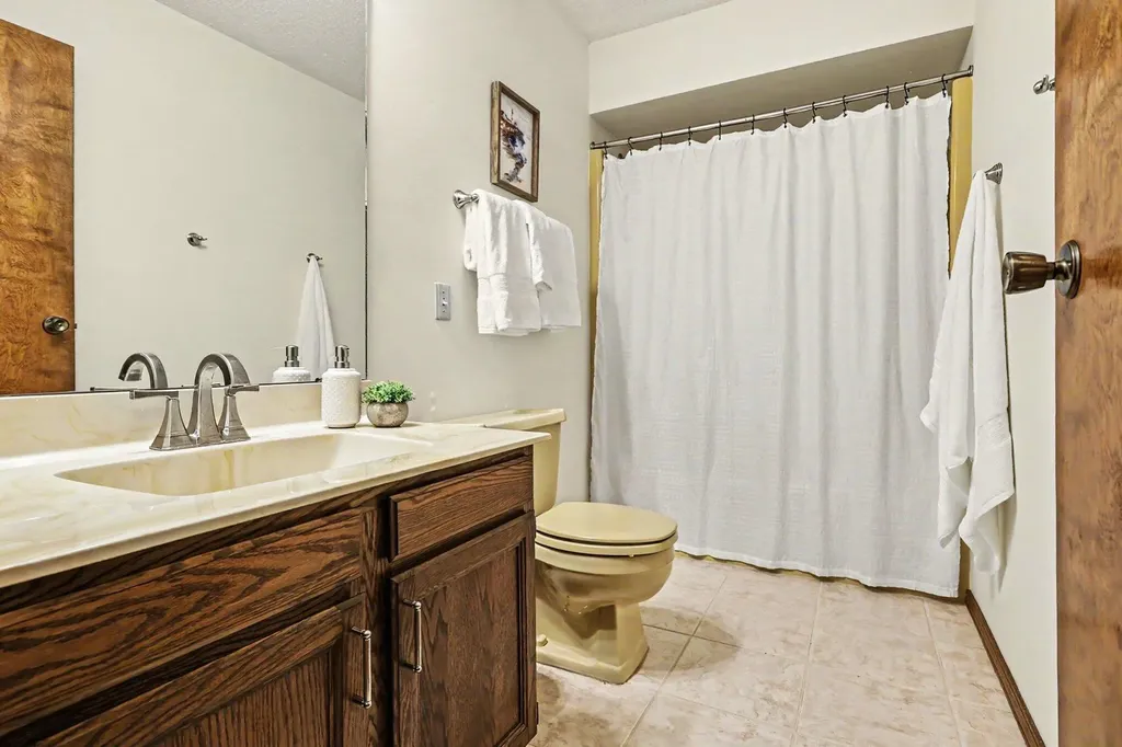 5410 Country Aire Drive Coloma Charter Township MI 49038