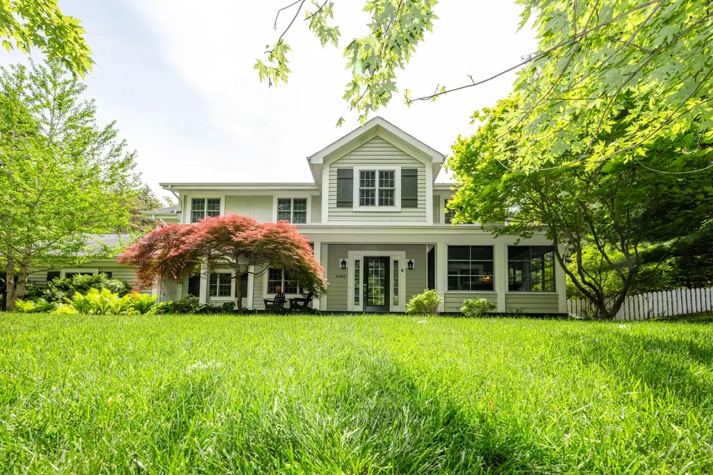 6482 Sweetbriar Court Chikaming Township MI 49125