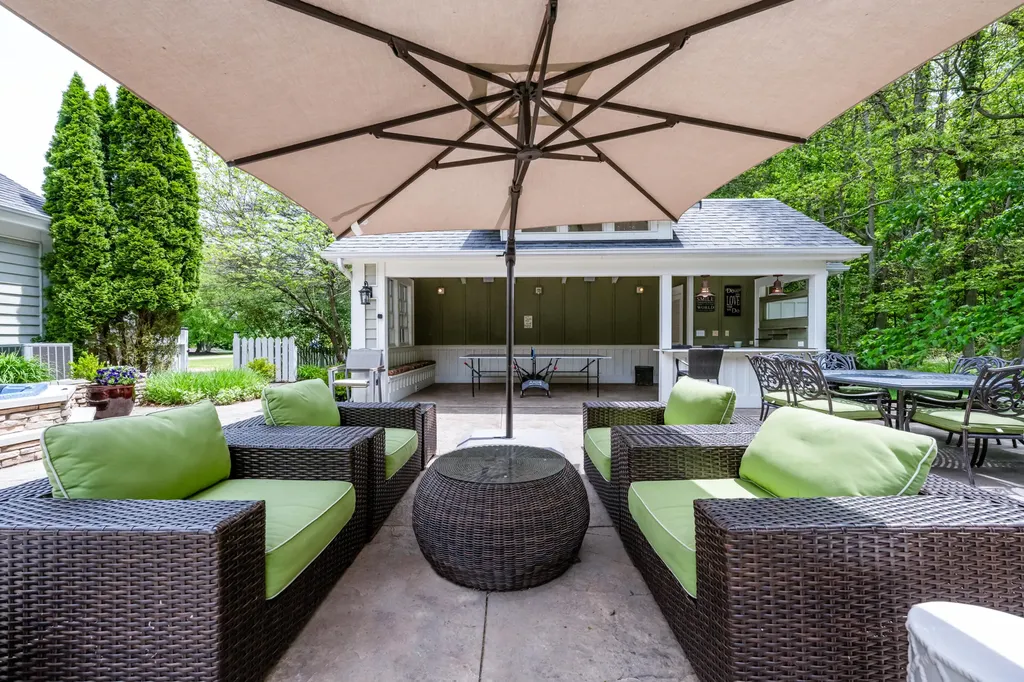 6482 Sweetbriar Court Chikaming Township MI 49125