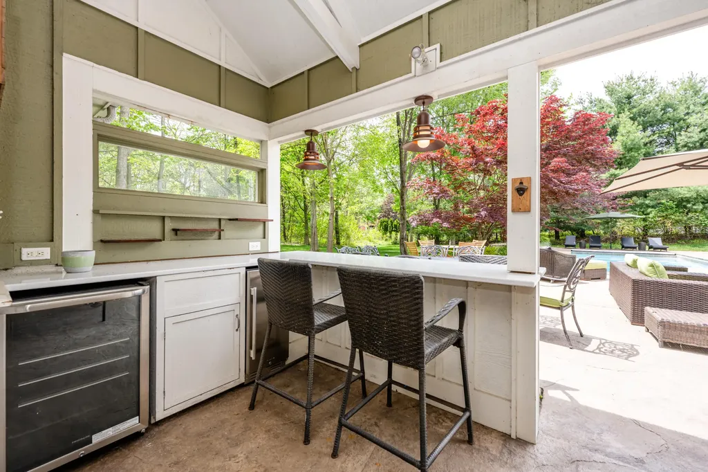 6482 Sweetbriar Court Chikaming Township MI 49125