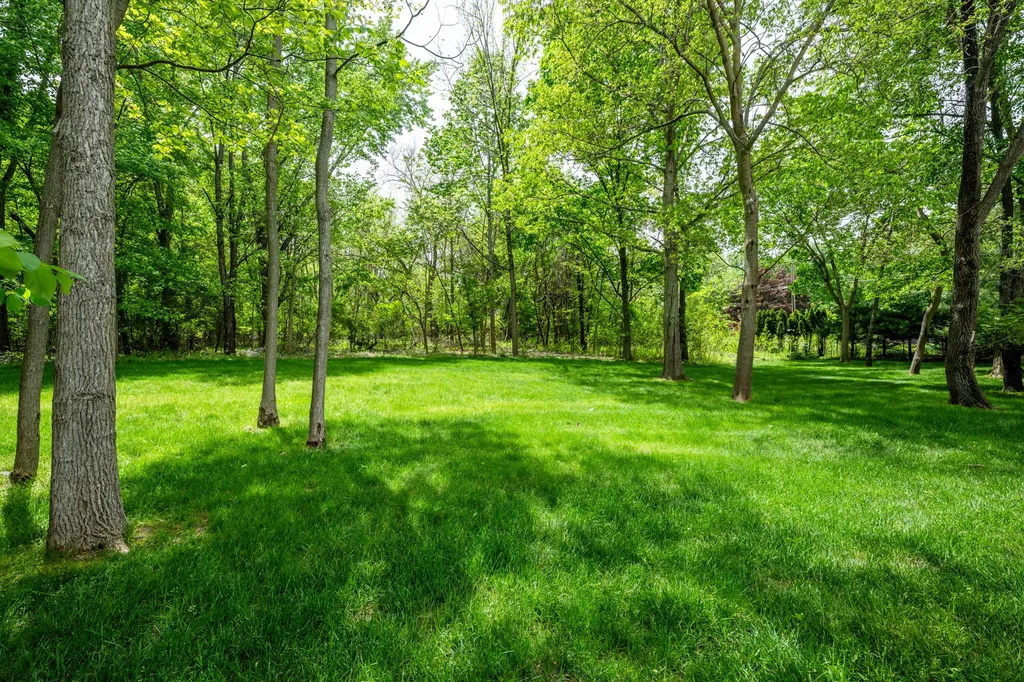 6482 Sweetbriar Court Chikaming Township MI 49125