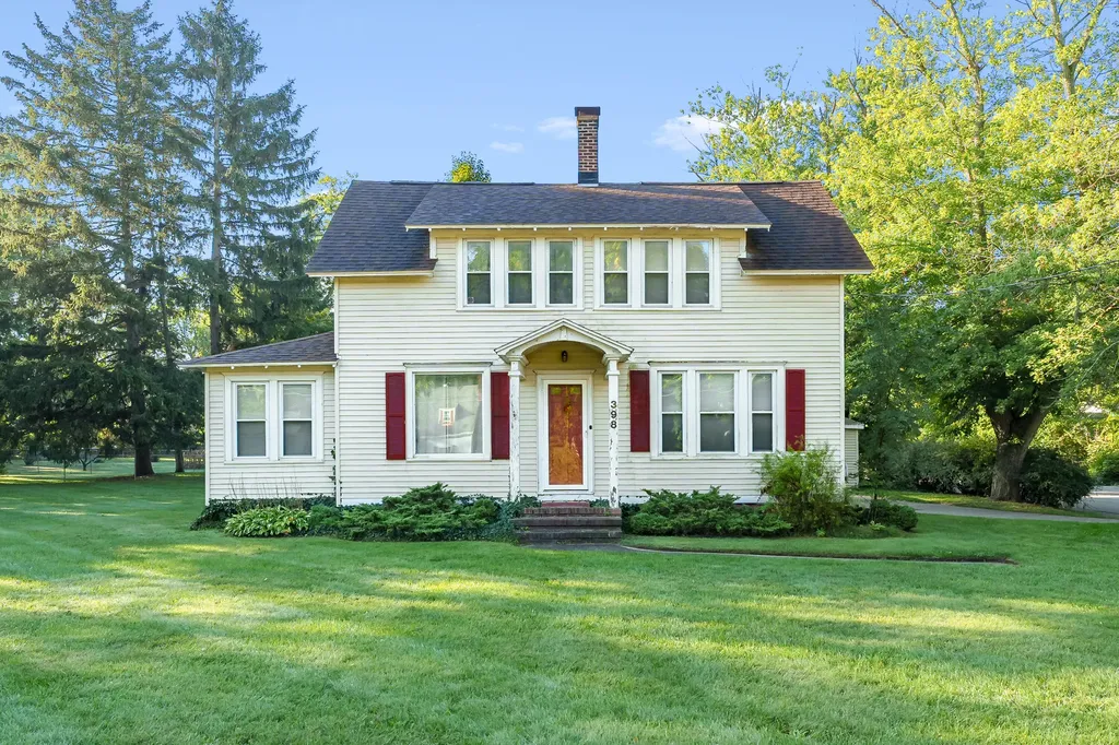398 W Napier Avenue St. Joseph Charter Township MI 49022