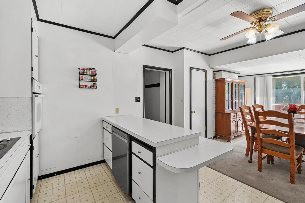 398 W Napier Avenue St. Joseph Charter Township MI 49022