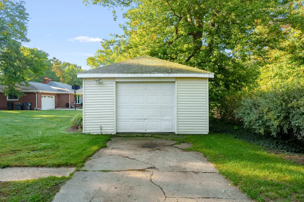 398 W Napier Avenue St. Joseph Charter Township MI 49022
