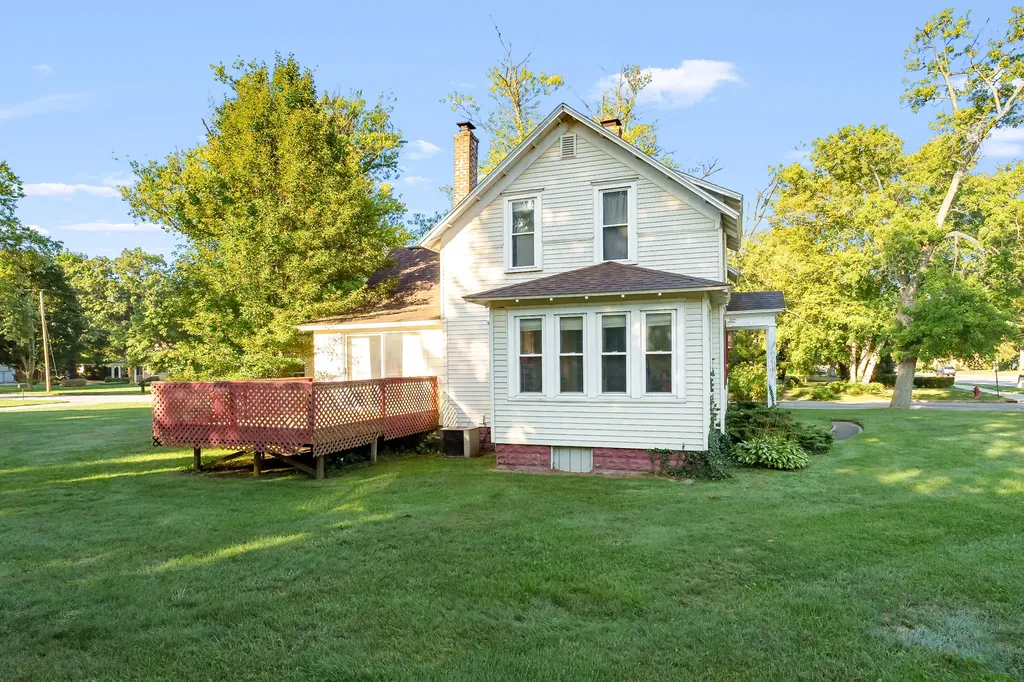 398 W Napier Avenue St. Joseph Charter Township MI 49022