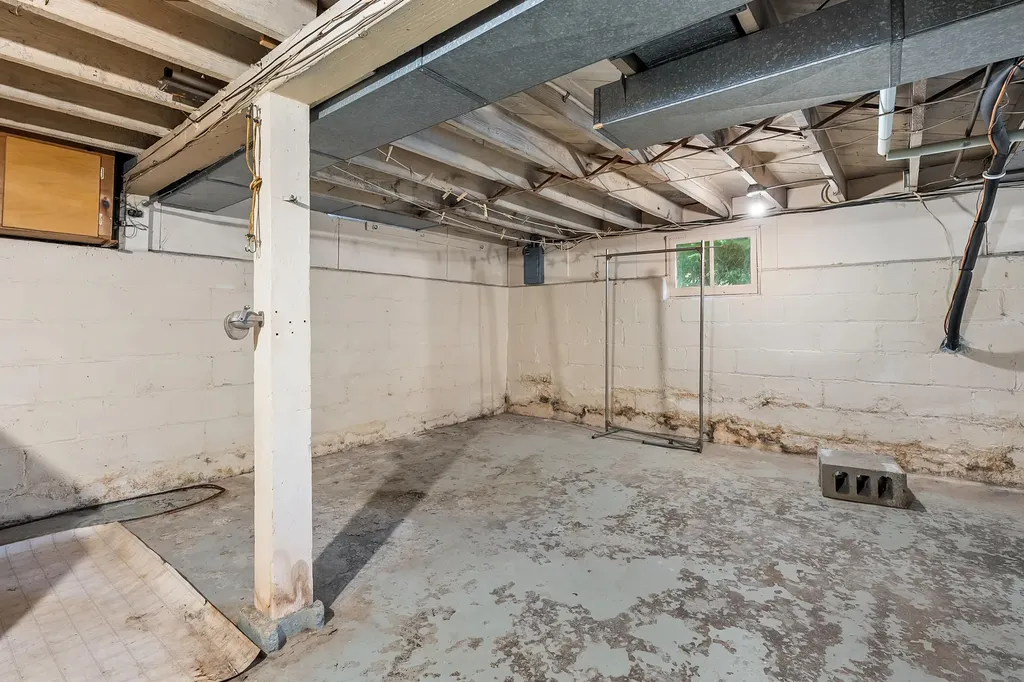 314 Wallace Avenue St. Joseph City MI 49085