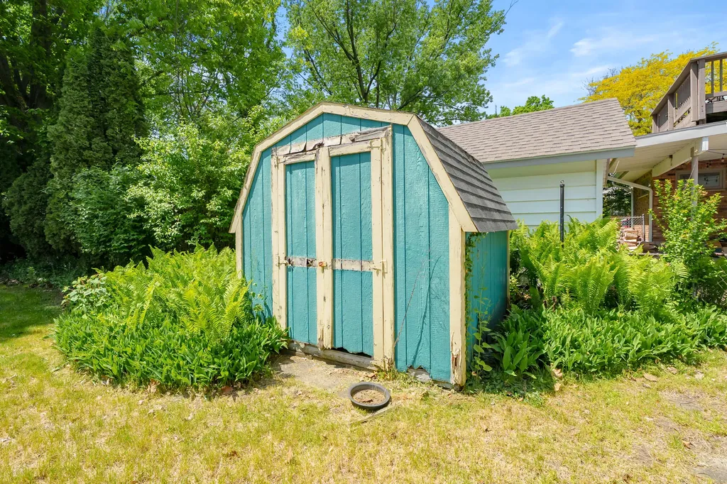 314 Wallace Avenue St. Joseph City MI 49085