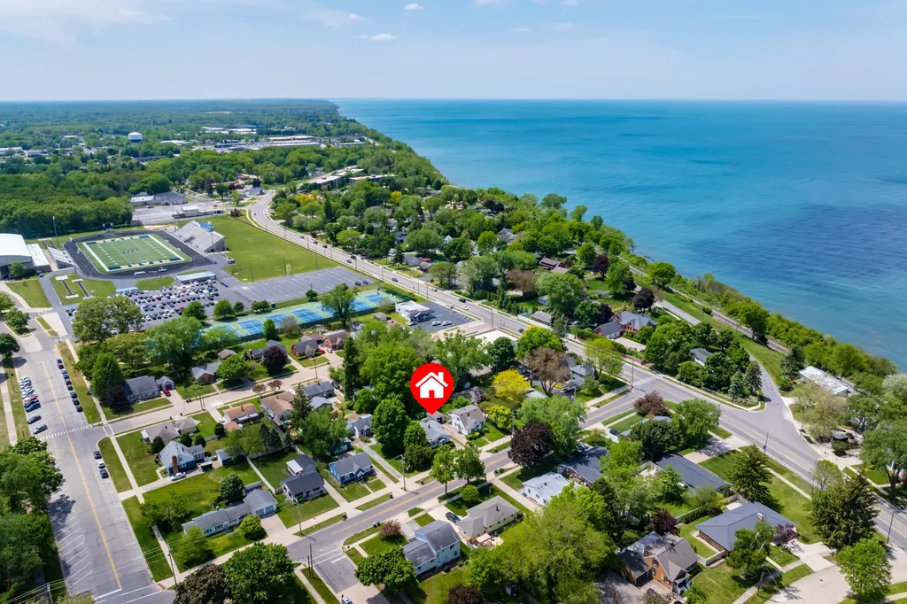 314 Wallace Avenue St. Joseph City MI 49085