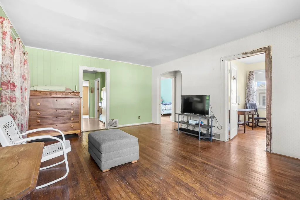 314 Wallace Avenue St. Joseph City MI 49085