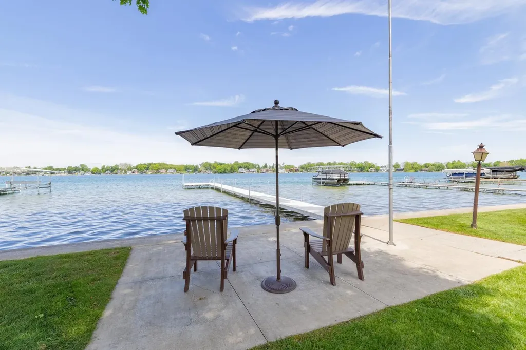 20518 Diamond Shores Drive Penn Township MI 49031