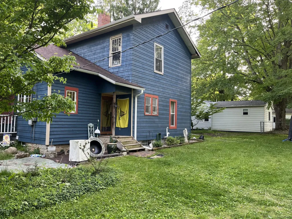 715 Brown Street Niles City MI 49120