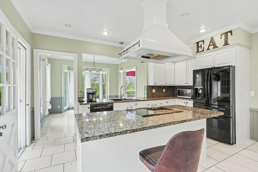 140 Meadowwood Court Decatur Village MI 49045