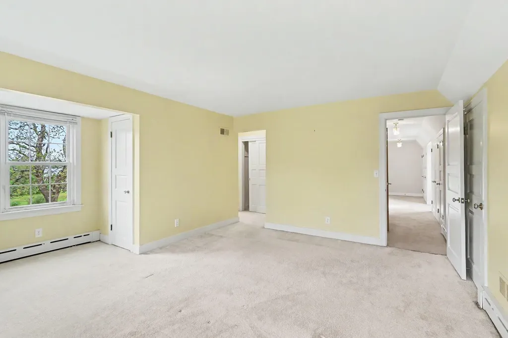140 Meadowwood Court Decatur Village MI 49045