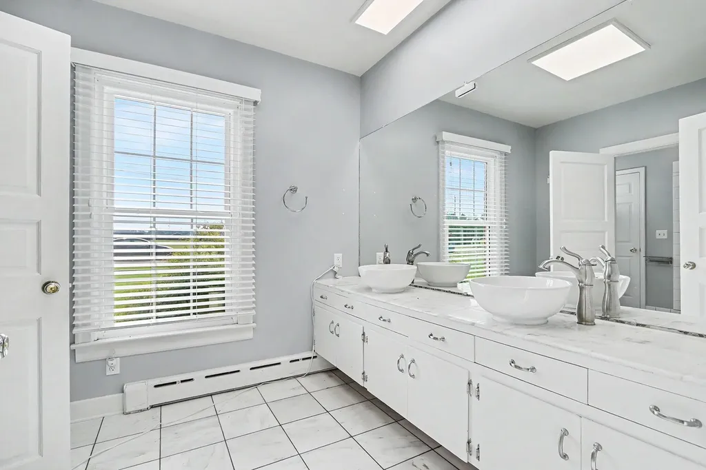140 Meadowwood Court Decatur Village MI 49045