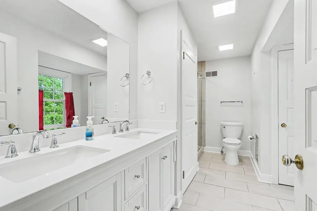 140 Meadowwood Court Decatur Village MI 49045