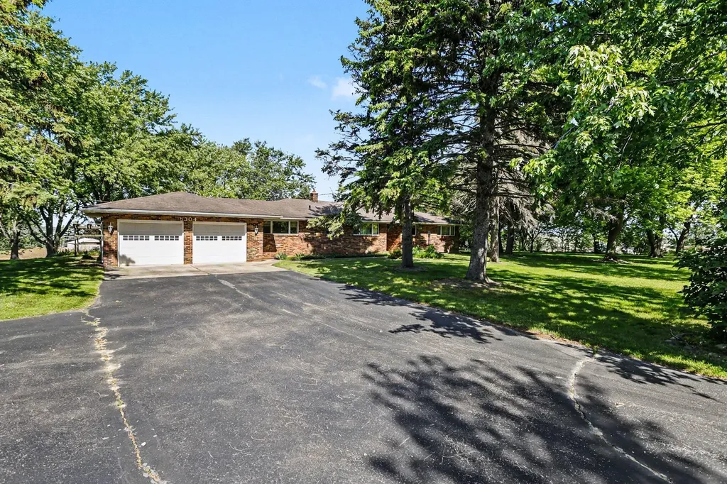 8304 Hollywood Road Baroda Township MI 49103