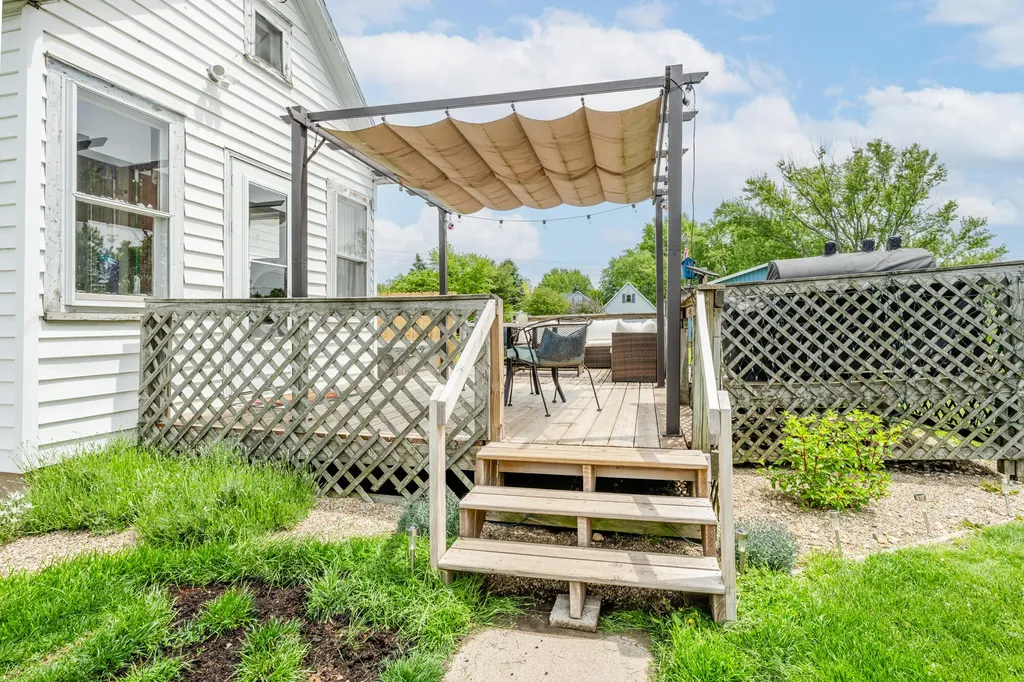 3156 W Lemon Creek Road Lake Charter Township MI 49106