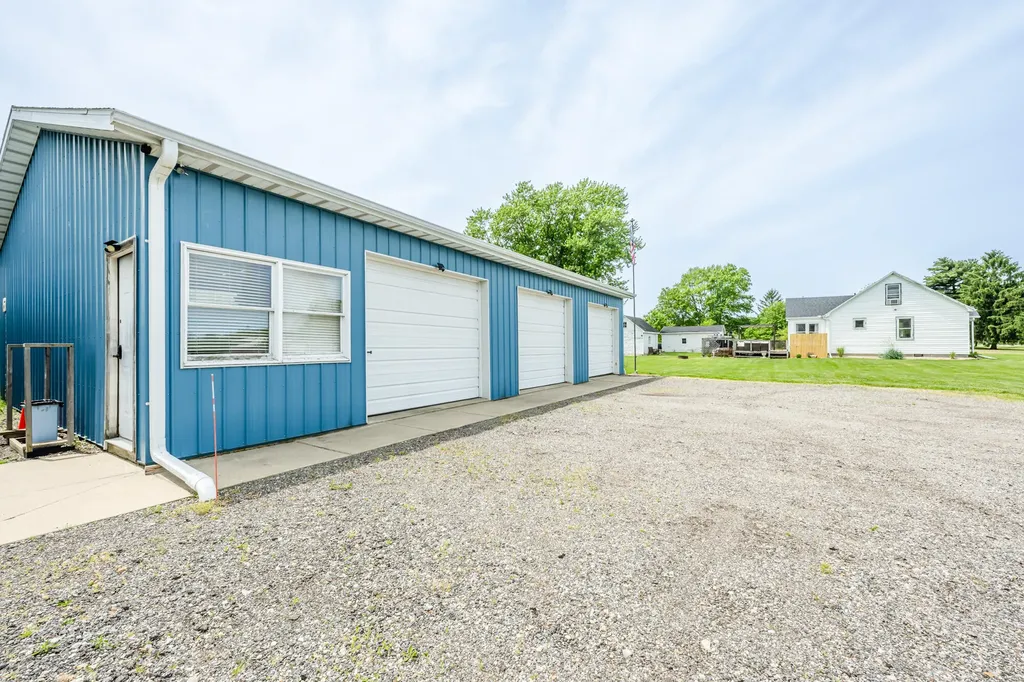 3156 W Lemon Creek Road Lake Charter Township MI 49106