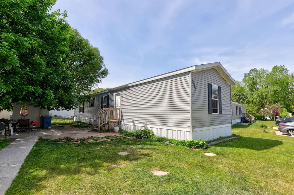 12935 Barry Lane Yankee Springs Township MI 49348