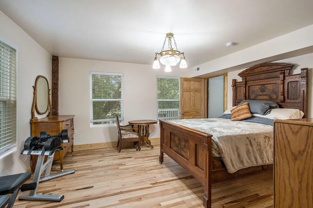 115 N Gremps Street Paw Paw Village MI 49079