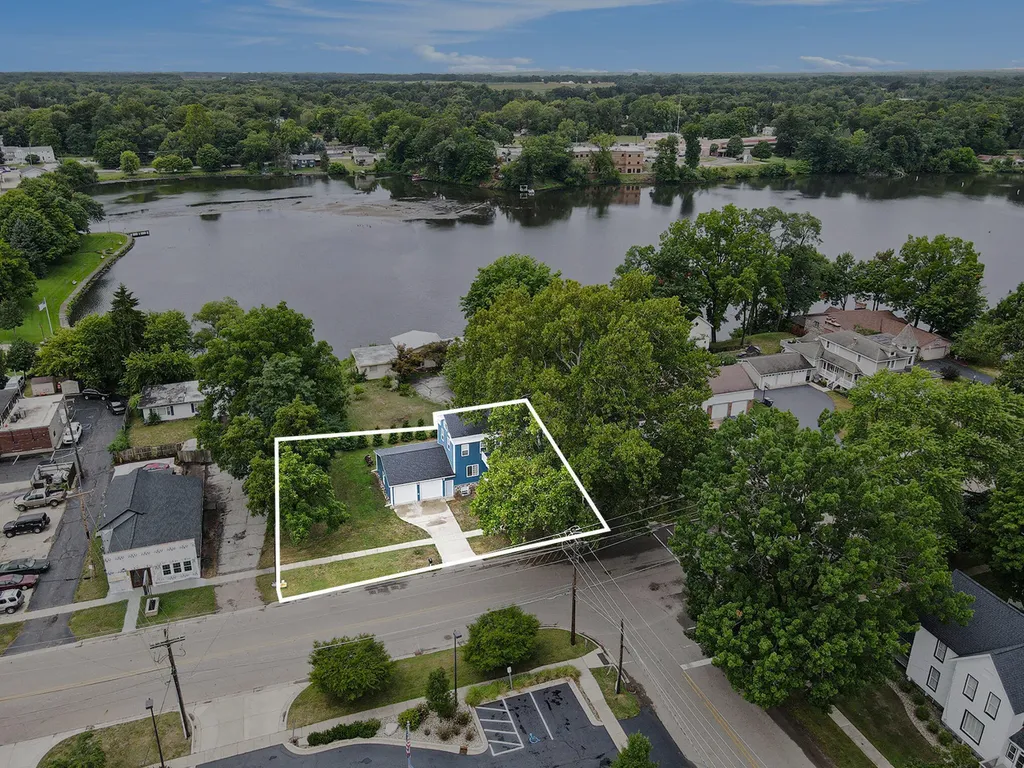 115 N Gremps Street Paw Paw Village MI 49079