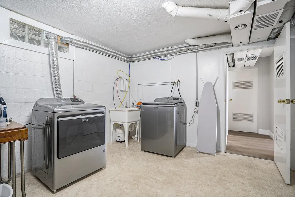 3509 Lake Allegan Drive Allegan Township MI 49010