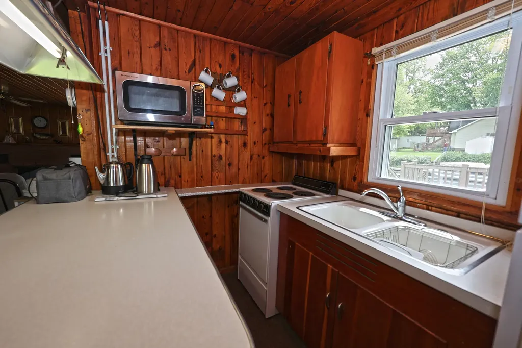 50705 W Bay Road Silver Creek Township MI 49047