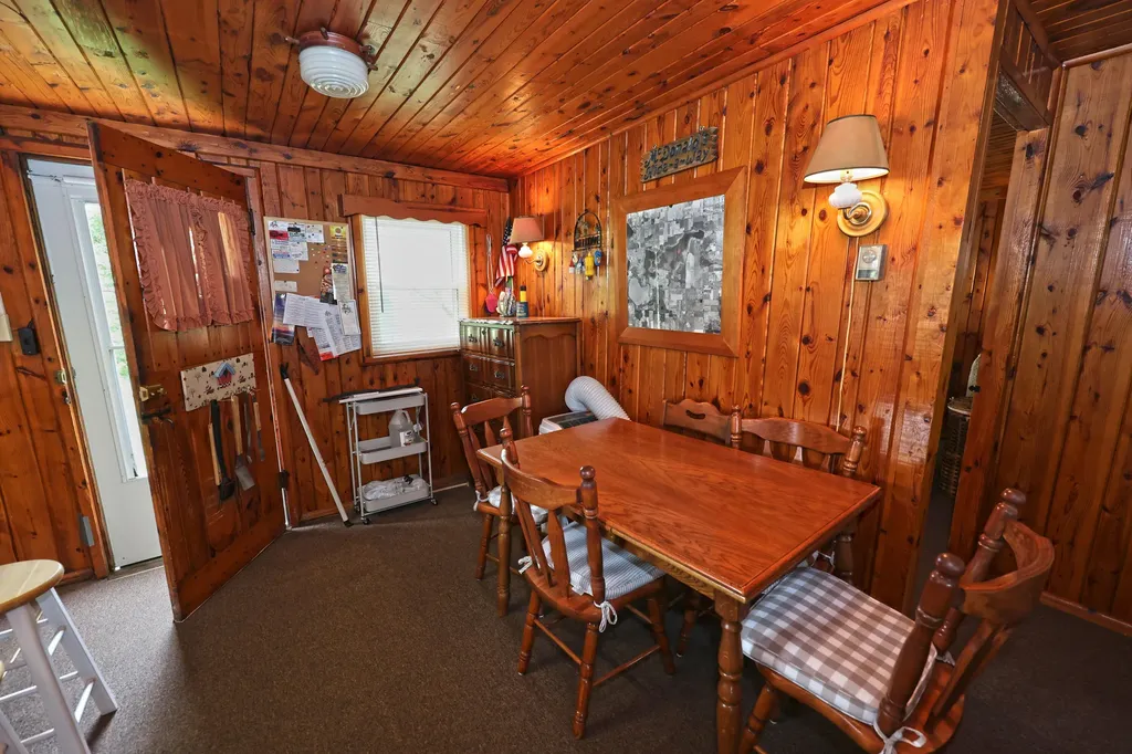 50705 W Bay Road Silver Creek Township MI 49047