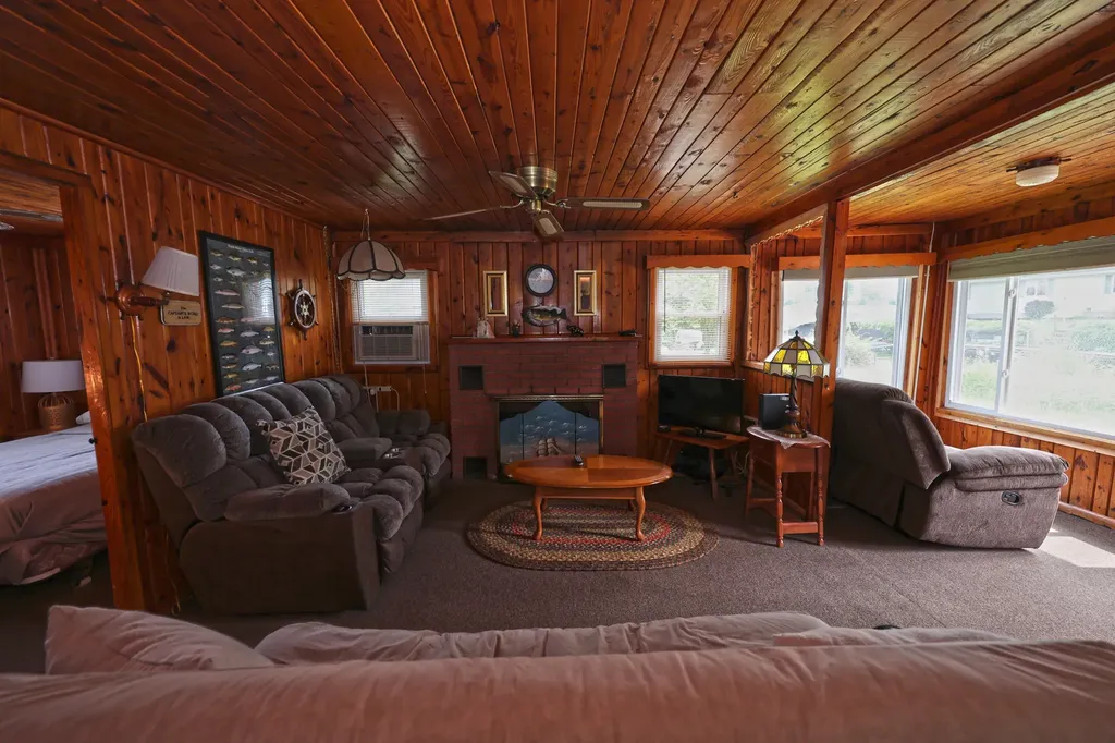 50705 W Bay Road Silver Creek Township MI 49047