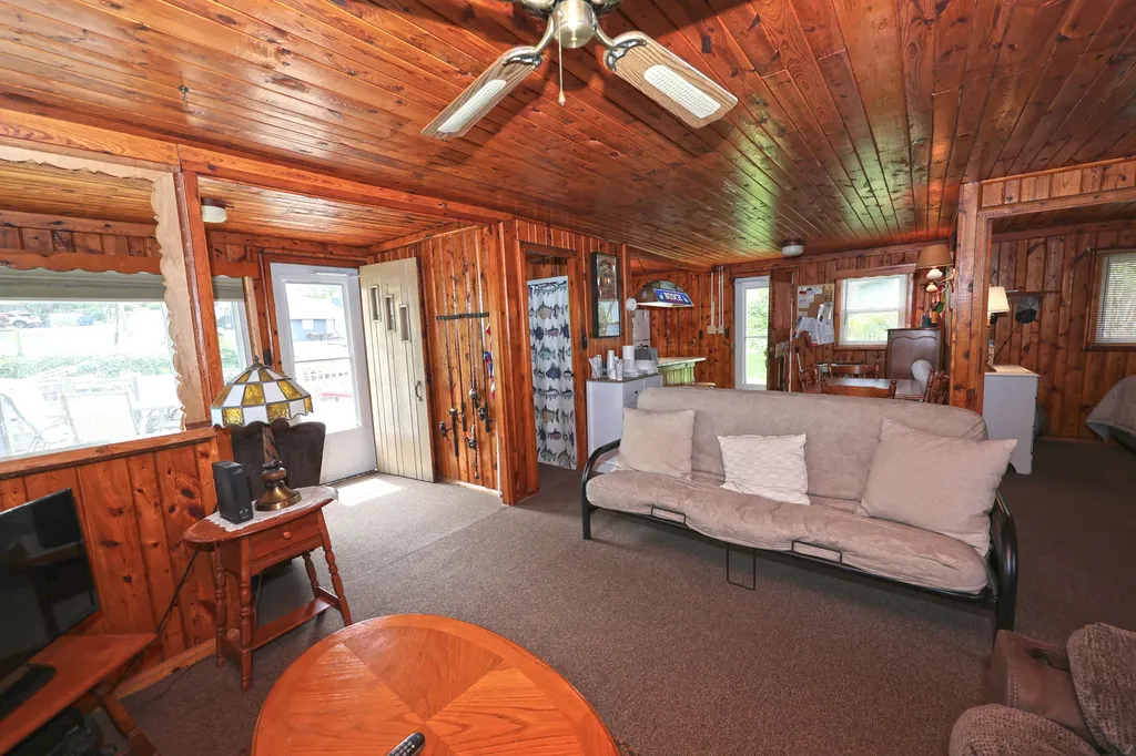 50705 W Bay Road Silver Creek Township MI 49047