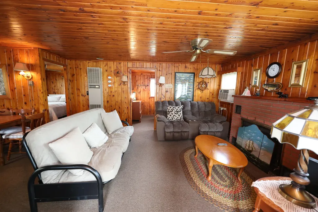 50705 W Bay Road Silver Creek Township MI 49047