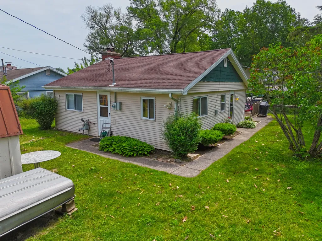 50705 W Bay Road Silver Creek Township MI 49047