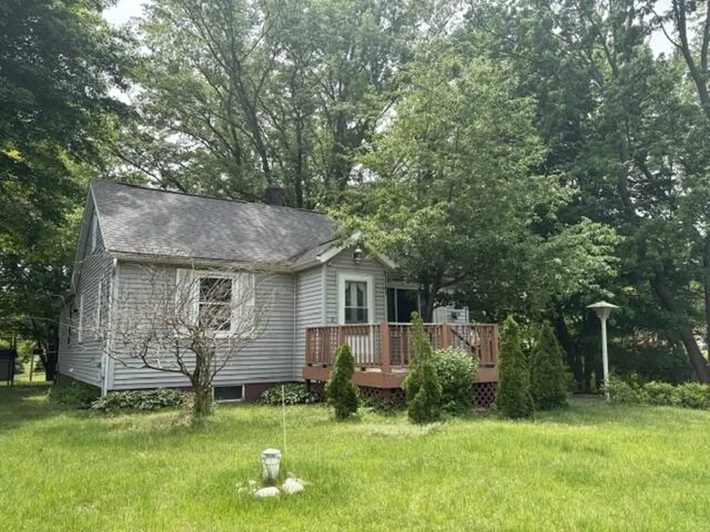 67741 County Road 388 Geneva Township MI 49090